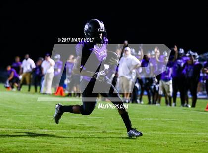 Thumbnail 1 in Lennard vs. Spoto photogallery.
