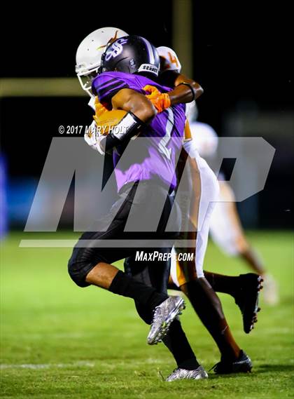 Thumbnail 1 in Lennard vs. Spoto photogallery.