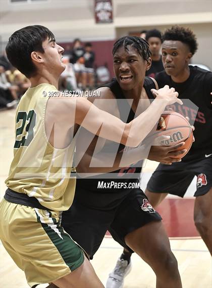 Thumbnail 3 in San Leandro vs. Moreau Catholic (Rancho Mirage Holiday Invitational) photogallery.