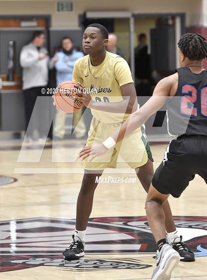Thumbnail 1 in San Leandro vs. Moreau Catholic (Rancho Mirage Holiday Invitational) photogallery.
