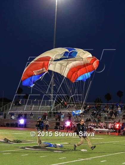 Thumbnail 2 in Centennial vs. Serra (2015 SoCal Honor Bowl) photogallery.