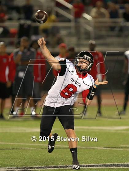 Thumbnail 3 in Centennial vs. Serra (2015 SoCal Honor Bowl) photogallery.