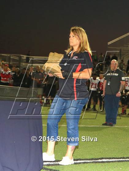 Thumbnail 3 in Centennial vs. Serra (2015 SoCal Honor Bowl) photogallery.