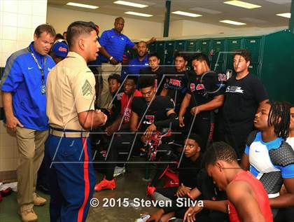 Thumbnail 2 in Centennial vs. Serra (2015 SoCal Honor Bowl) photogallery.