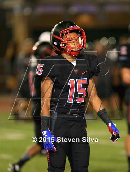 Thumbnail 3 in Centennial vs. Serra (2015 SoCal Honor Bowl) photogallery.