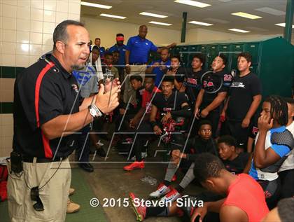 Thumbnail 1 in Centennial vs. Serra (2015 SoCal Honor Bowl) photogallery.