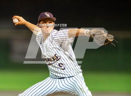 Thumbnail 1 in Hahnville @ Thibodaux photogallery.