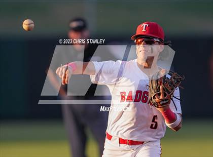 Thumbnail 3 in Queen Creek @ Tucson High Magnet School (AIA-6A Quarterfinals) photogallery.