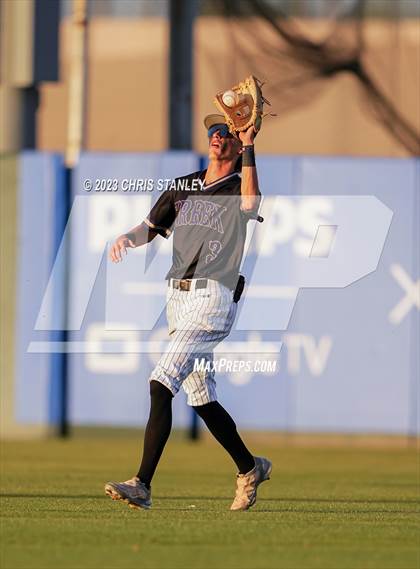 Thumbnail 2 in Queen Creek @ Tucson High Magnet School (AIA-6A Quarterfinals) photogallery.