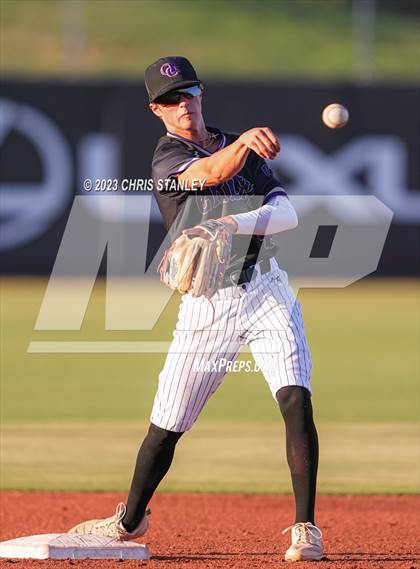 Thumbnail 3 in Queen Creek @ Tucson High Magnet School (AIA-6A Quarterfinals) photogallery.