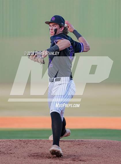 Thumbnail 2 in Queen Creek @ Tucson High Magnet School (AIA-6A Quarterfinals) photogallery.