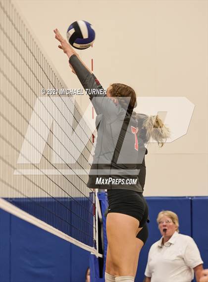 Thumbnail 3 in St. Maries @ Moscow (Scrimmage) photogallery.