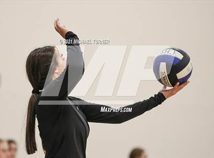 Thumbnail 2 in St. Maries @ Moscow (Scrimmage) photogallery.