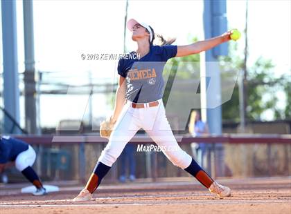 Thumbnail 2 in Ironwood Ridge vs. Cienega (AIA 5A State Final) photogallery.