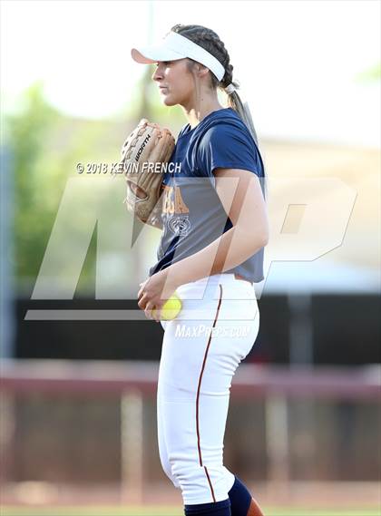 Thumbnail 3 in Ironwood Ridge vs. Cienega (AIA 5A State Final) photogallery.