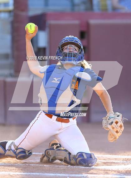 Thumbnail 1 in Ironwood Ridge vs. Cienega (AIA 5A State Final) photogallery.