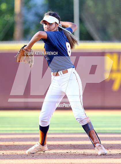 Thumbnail 2 in Ironwood Ridge vs. Cienega (AIA 5A State Final) photogallery.