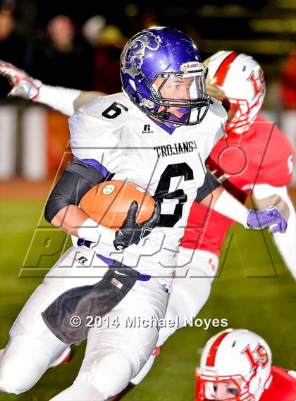 Thumbnail 3 in Glen Este @ La Salle (OHSAA D2 Playoff) photogallery.