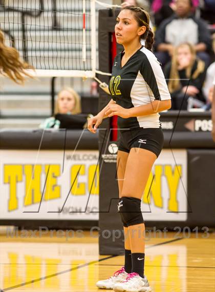 Thumbnail 1 in Irving North Hills vs Princeton (UIL 3A Bi-District Playoff) photogallery.