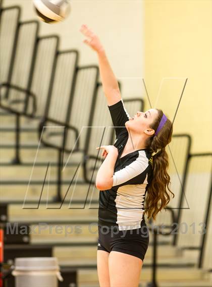 Thumbnail 2 in Irving North Hills vs Princeton (UIL 3A Bi-District Playoff) photogallery.