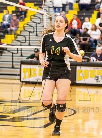 Thumbnail 1 in Irving North Hills vs Princeton (UIL 3A Bi-District Playoff) photogallery.