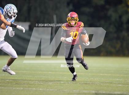 Thumbnail 2 in O'Dea vs Liberty (WIAA 3A Playoff Round 1) photogallery.