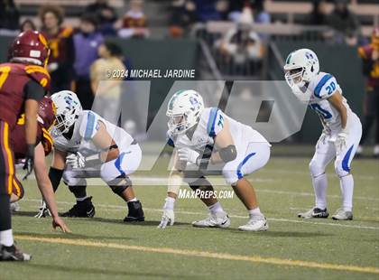 Thumbnail 1 in O'Dea vs Liberty (WIAA 3A Playoff Round 1) photogallery.