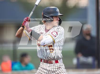 Thumbnail 2 in Tioga vs Collinsville (Gainesville High School) photogallery.