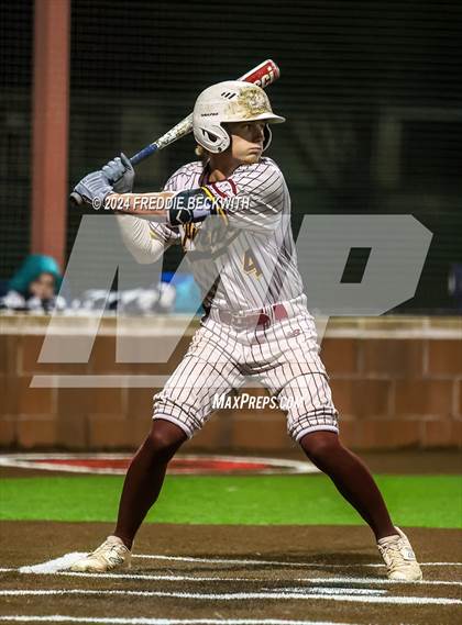 Thumbnail 1 in Tioga vs Collinsville (Gainesville High School) photogallery.