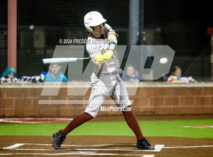 Thumbnail 3 in Tioga vs Collinsville (Gainesville High School) photogallery.