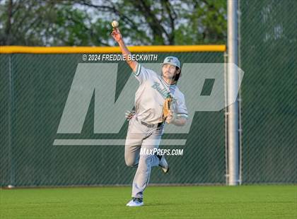 Thumbnail 3 in Tioga vs Collinsville (Gainesville High School) photogallery.