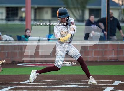 Thumbnail 1 in Tioga vs Collinsville (Gainesville High School) photogallery.