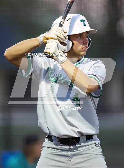 Thumbnail 3 in Tioga vs Collinsville (Gainesville High School) photogallery.