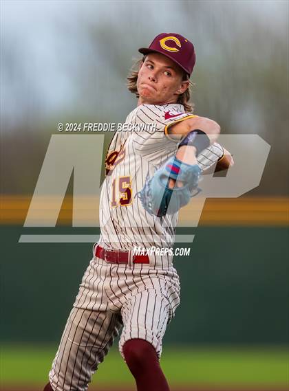 Thumbnail 1 in Tioga vs Collinsville (Gainesville High School) photogallery.