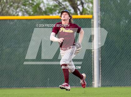 Thumbnail 1 in Tioga vs Collinsville (Gainesville High School) photogallery.