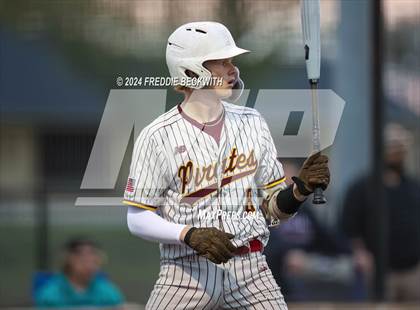 Thumbnail 2 in Tioga vs Collinsville (Gainesville High School) photogallery.