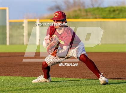 Thumbnail 3 in Tioga vs Collinsville (Gainesville High School) photogallery.