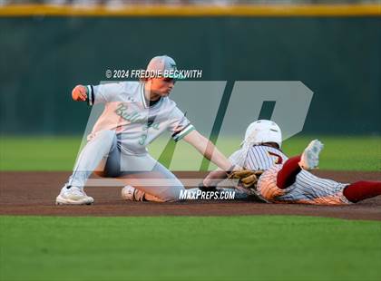 Thumbnail 1 in Tioga vs Collinsville (Gainesville High School) photogallery.