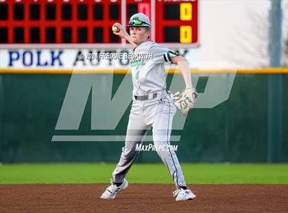 Thumbnail 1 in Tioga vs Collinsville (Gainesville High School) photogallery.