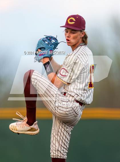 Thumbnail 3 in Tioga vs Collinsville (Gainesville High School) photogallery.