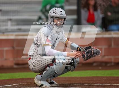 Thumbnail 3 in Tioga vs Collinsville (Gainesville High School) photogallery.