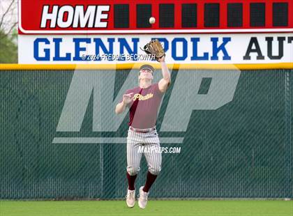 Thumbnail 3 in Tioga vs Collinsville (Gainesville High School) photogallery.