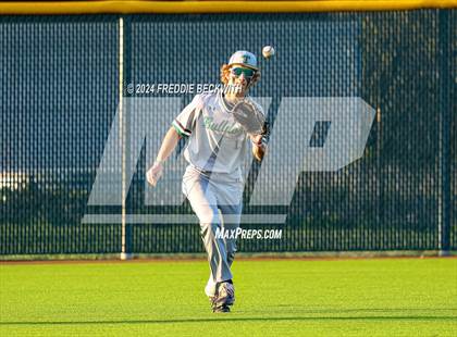 Thumbnail 3 in Tioga vs Collinsville (Gainesville High School) photogallery.