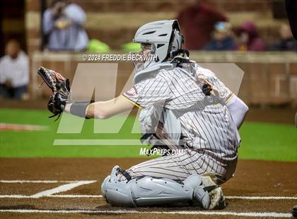 Thumbnail 3 in Tioga vs Collinsville (Gainesville High School) photogallery.