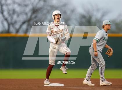 Thumbnail 3 in Tioga vs Collinsville (Gainesville High School) photogallery.