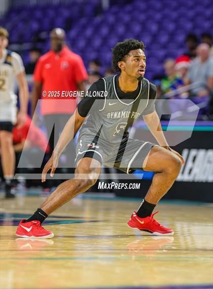 Thumbnail 2 in Dynamic Prep vs. Bullis (City of Palms Classic) photogallery.