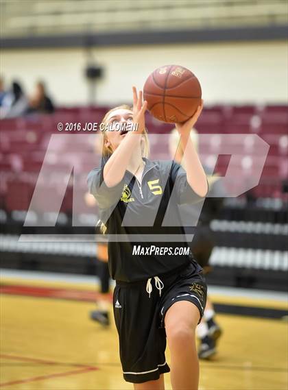 Thumbnail 2 in Weslaco East vs Amarillo (NEISD Invitational) photogallery.