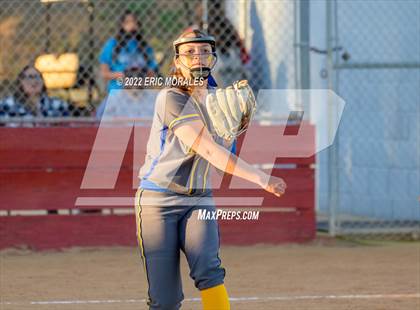 Thumbnail 1 in Mira Mesa @ Sweetwater photogallery.