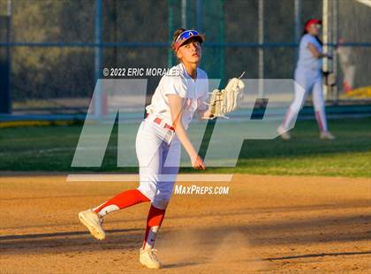 Thumbnail 1 in Mira Mesa @ Sweetwater photogallery.