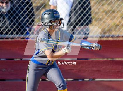 Thumbnail 1 in Mira Mesa @ Sweetwater photogallery.